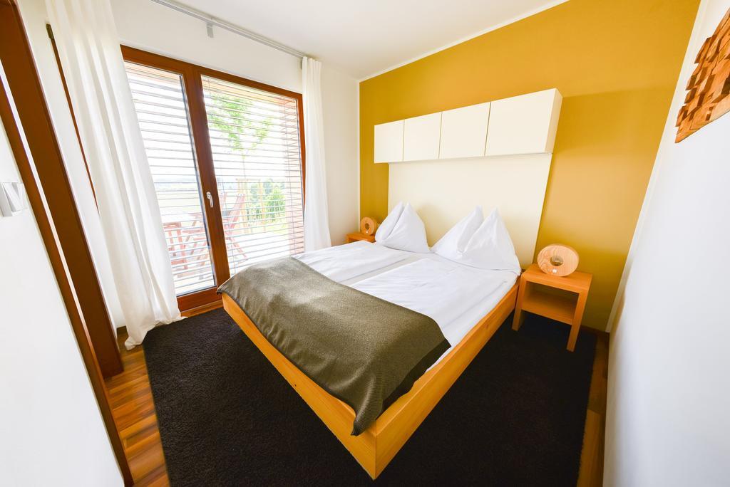 Weingarten-Resort Unterlamm Loipersdorf - Adults Only エクステリア 写真